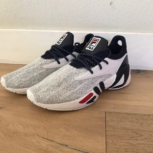 Fila Sneakers - Men’s 9